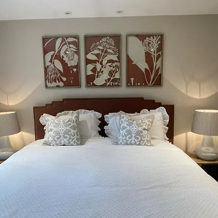 Kings, Hudson Quarter,