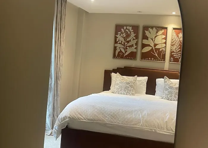 Kings, Hudson Quarter,